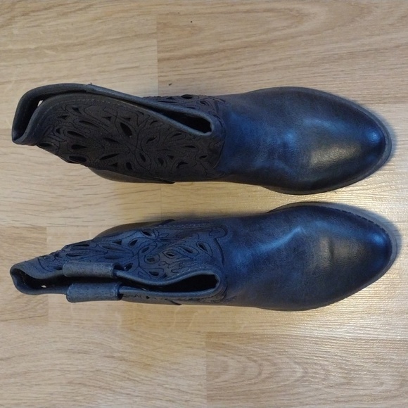 Arizona Jean Booties  Brown Size 8 NWT - Picture 3 of 6